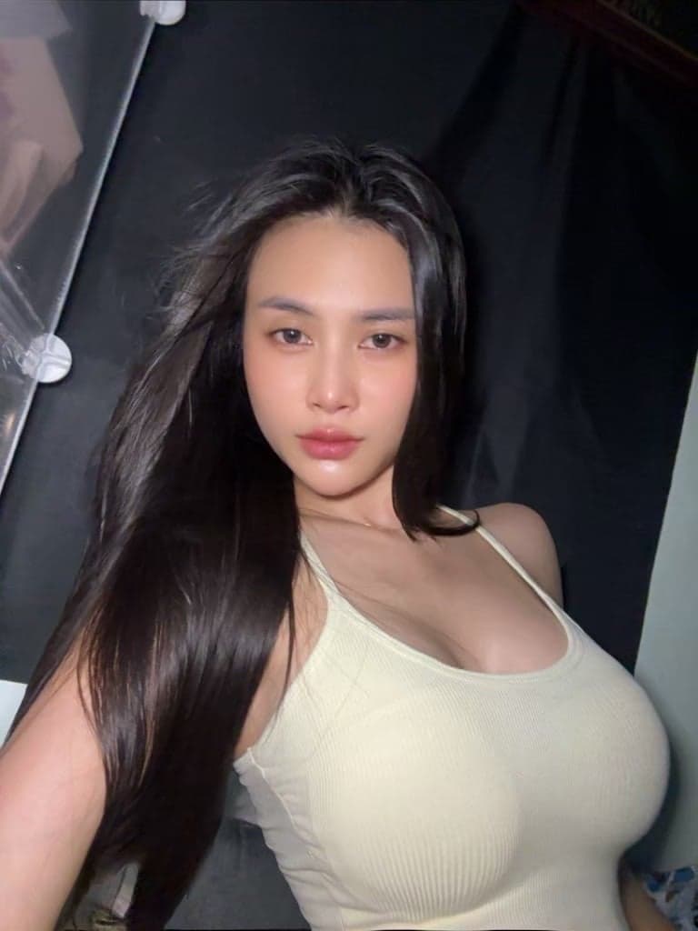 ลิลี่ - ไซด์ไลน์ ห้วยขวาง กรุงเทพมหานคร
