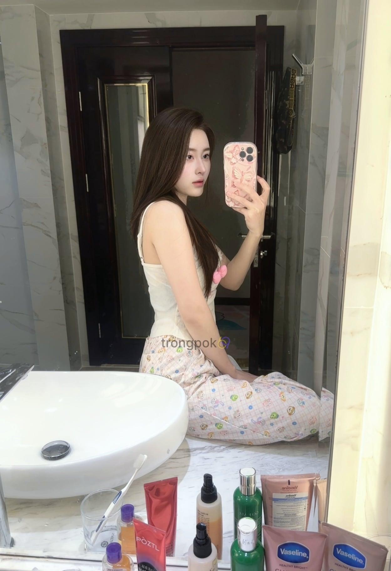 ควีน - ไซด์ไลน์ ห้วยขวาง กรุงเทพมหานคร